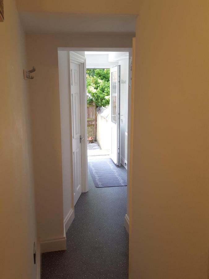Boutique Apartment 5 Minutes From The Beach Margate Bagian luar foto