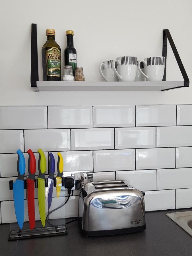 Boutique Apartment 5 Minutes From The Beach Margate Bagian luar foto